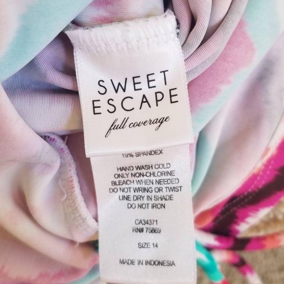 Sweet Escape / 14 / tankini top - Picture 4 of 4